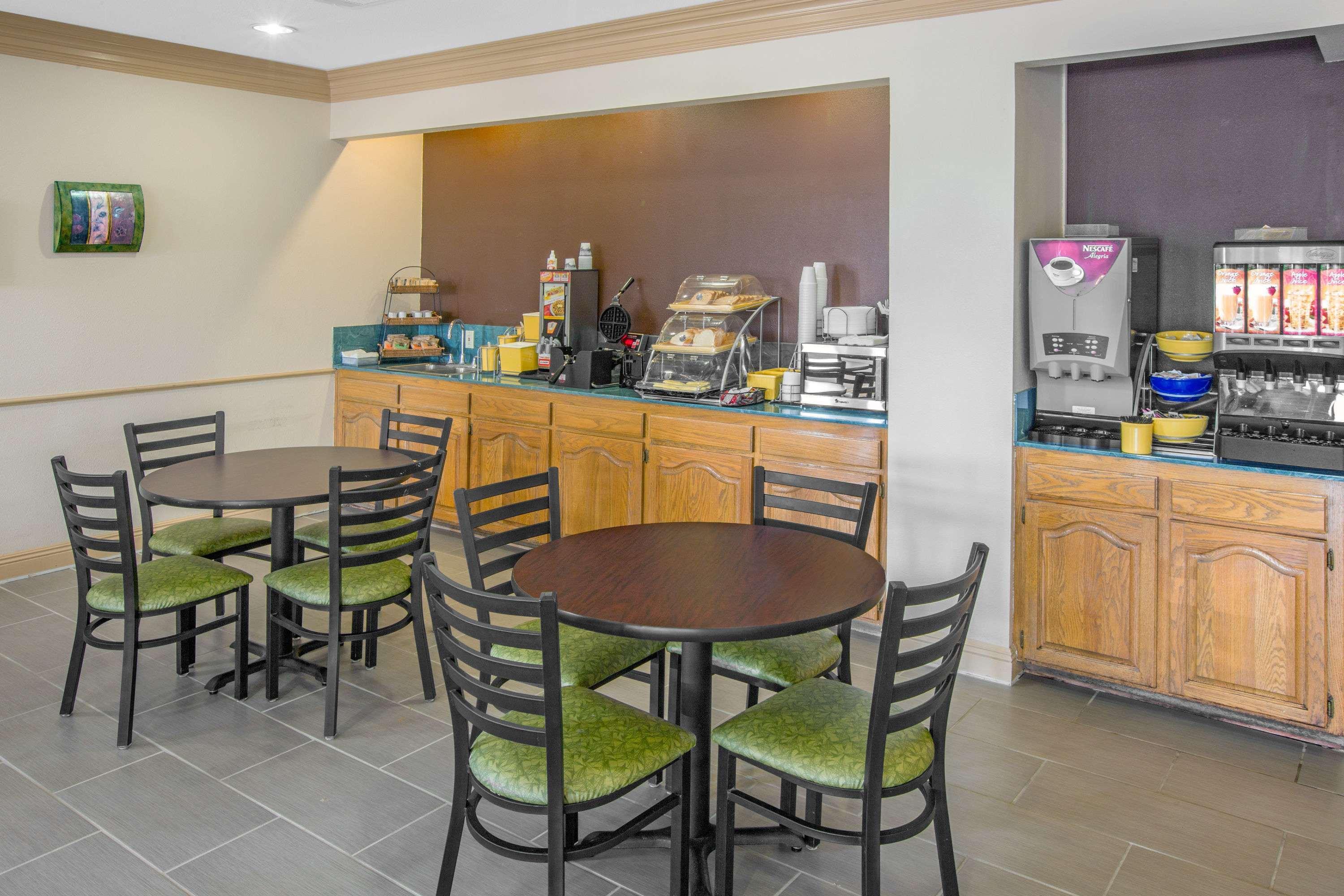 Days Inn By Wyndham Denham Springs-Baton Rouge East Luaran gambar
